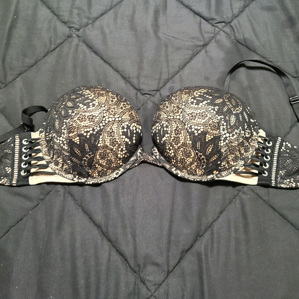 VS bra 34D